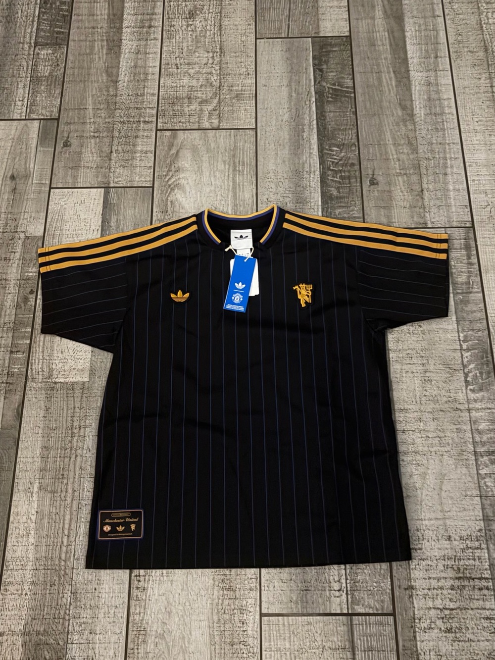 adidas originals Manchester City FC 2025-2026 Icon Jersey Mens Size XS